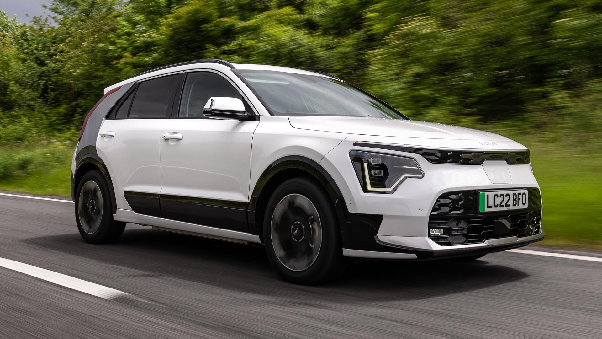 Kia Niro Review Prices 2024 AutoTrader UK